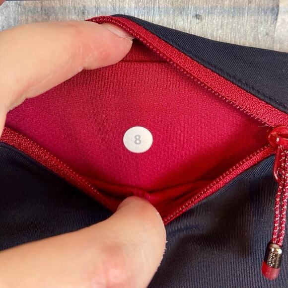 Lululemon Run-Speed Short in Biggie So Fly Butterfly Size 8. - Picture 9 of 16